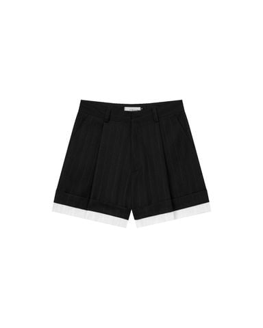  Quần Shorts dáng Ngắn Phối Ren - LAYERED PINSTRIPE SHORTS 