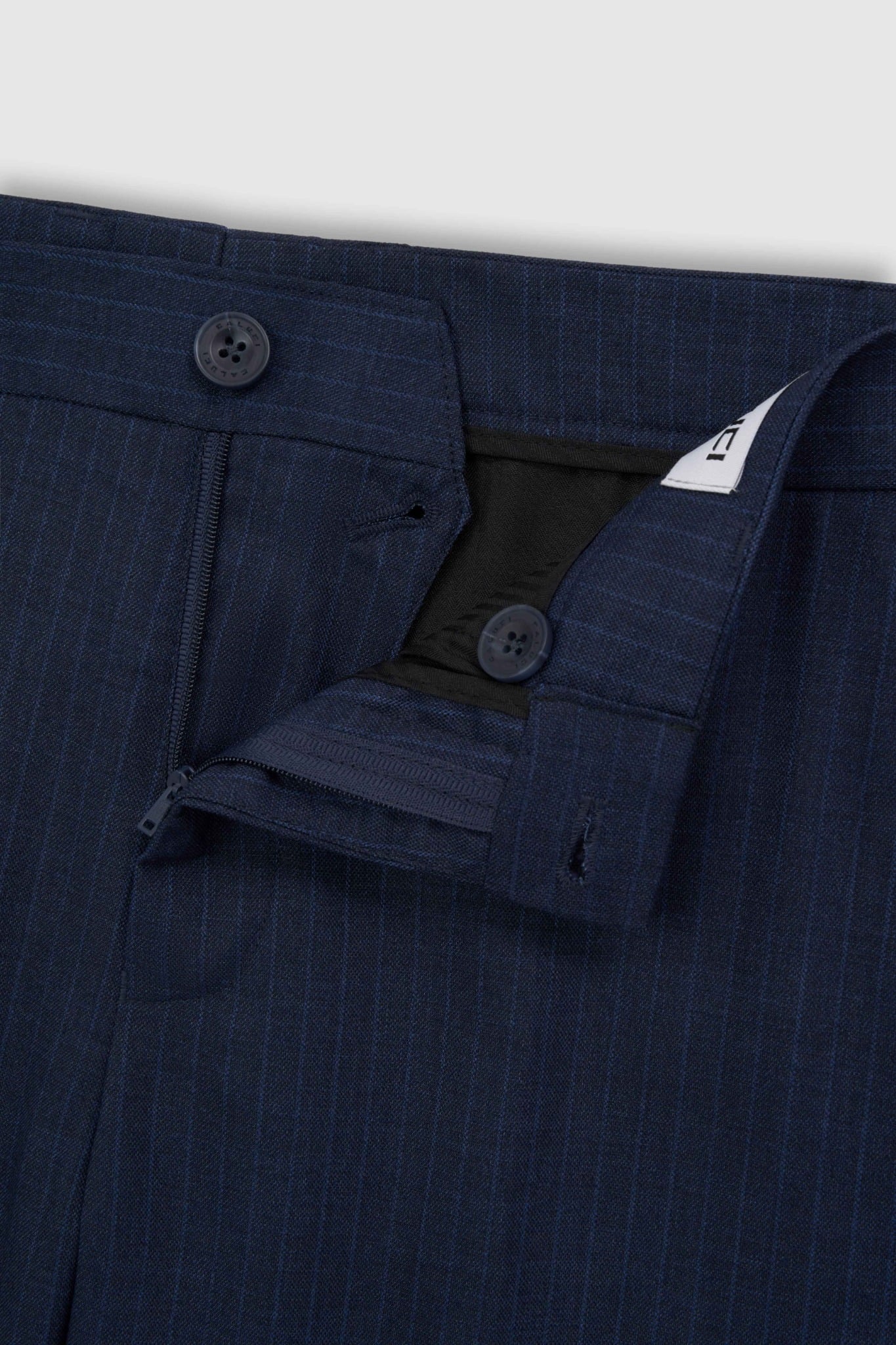 Quần short âu nam CALUCI MWS626S