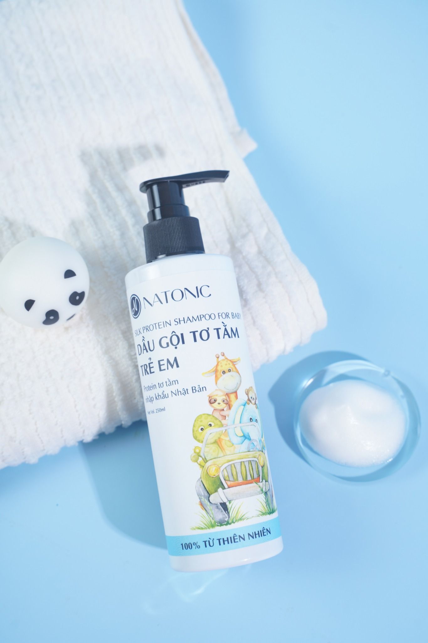  Dầu gội Tơ Tằm trẻ em Natonic - 100% từ thiên nhiên, sạch gàu, không cay mắt - Chai vòi nhấn 250ml 