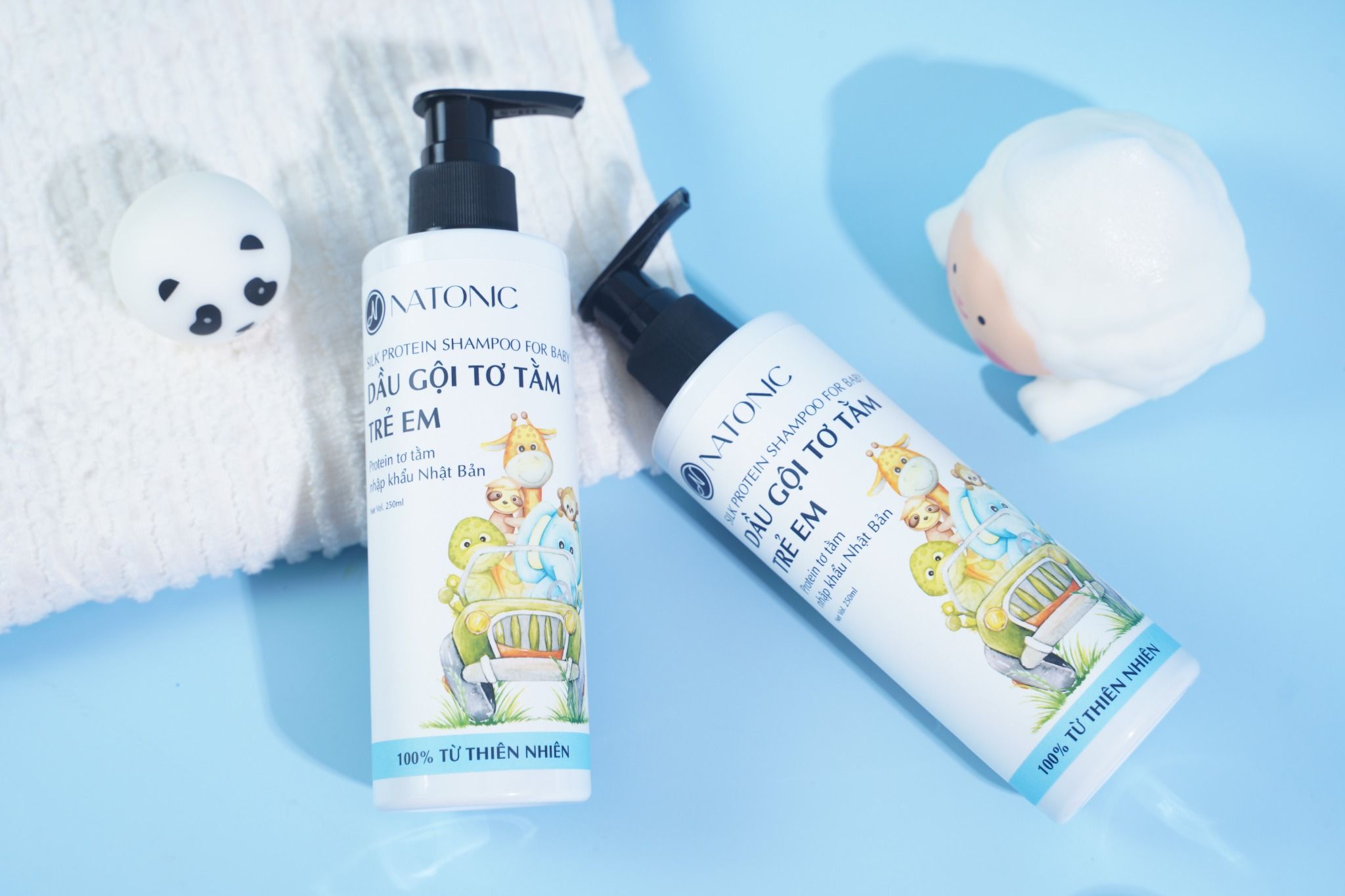  Dầu gội Tơ Tằm trẻ em Natonic - 100% từ thiên nhiên, sạch gàu, không cay mắt - Chai vòi nhấn 250ml 