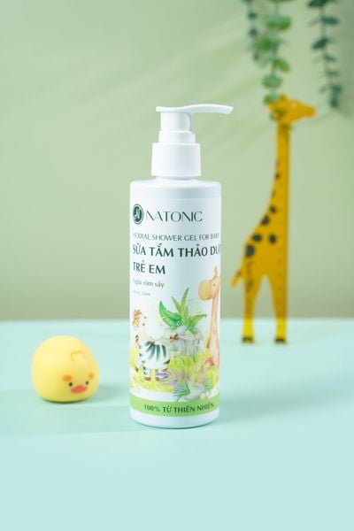  Sữa tắm Thảo Dược trẻ em Natonic - Giảm rôm sảy, mẩn ngứa, mụn lưng - Chai vòi nhấn 250ml 