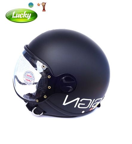 Nón bảo hiểm 3/4 màu đen có kính