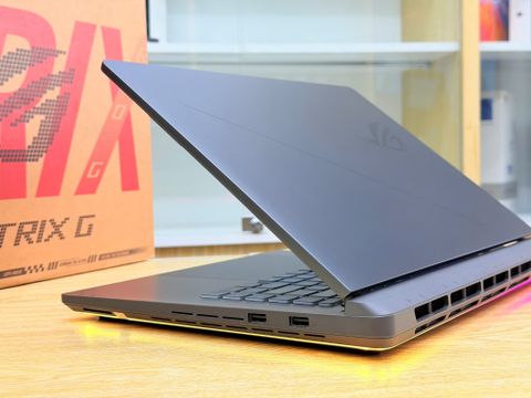  Asus Gaming ROG Strix 16 G615JMR Core I7-14650HX/AI/ RAM 16GB/ SSD 1TB/16" 2K 240Hz/Nvidia GeForce RTX5060 8GB/Win11 