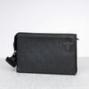 Túi đeo Louis Vuitton Gaston Wearable Wallet Monogram Shadow size 22