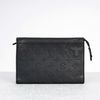 Túi đeo Louis Vuitton Gaston Wearable Wallet Monogram Shadow size 22
