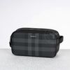 Clutch Burberry Double Zip Washbag in Nova Check Canvas size 25