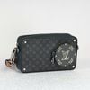 Túi đeo Louis Vuitton Black Volga on Strap size 22