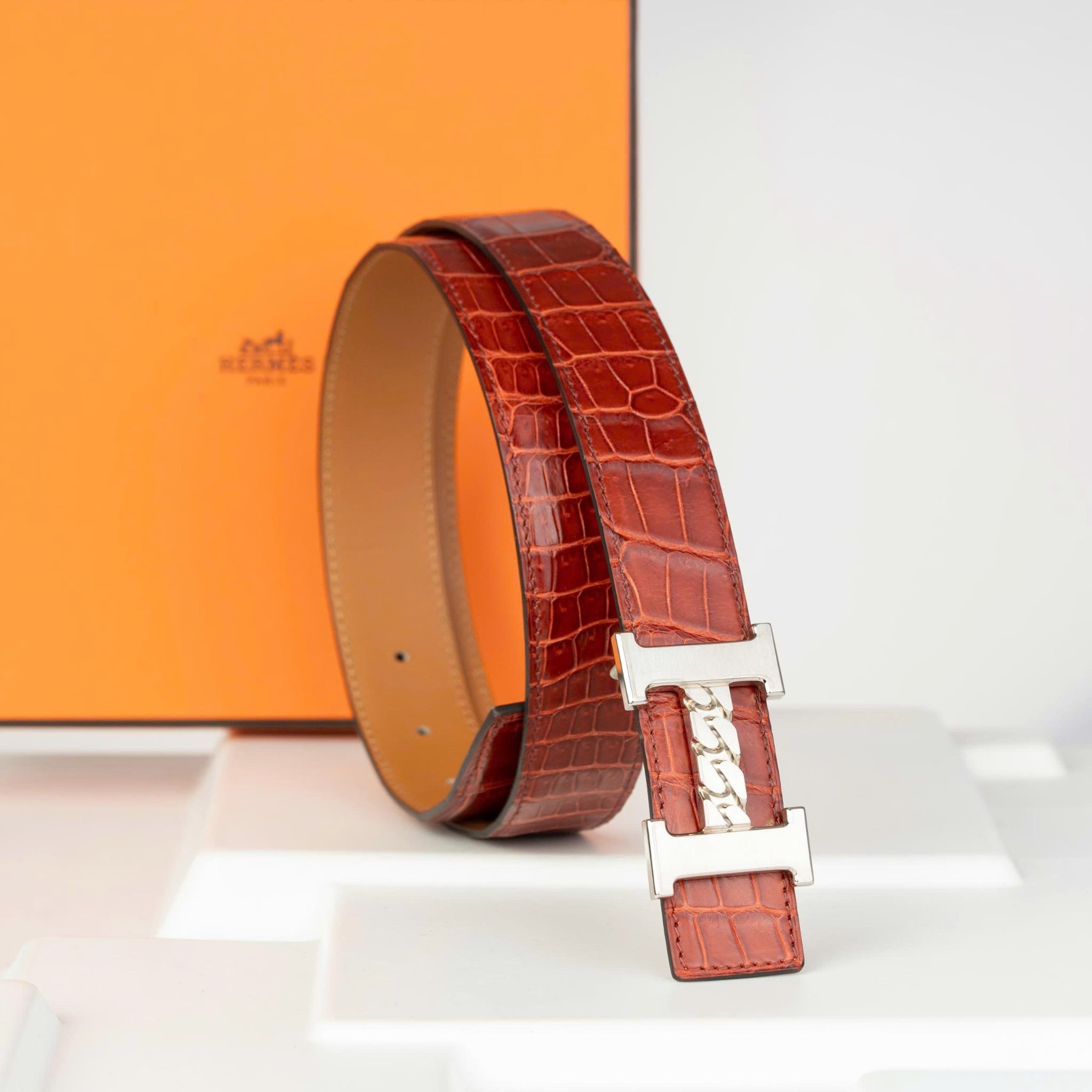 Thắt lưng Hermes H Curb - Crocodile Porosus (Đỏ) size 85