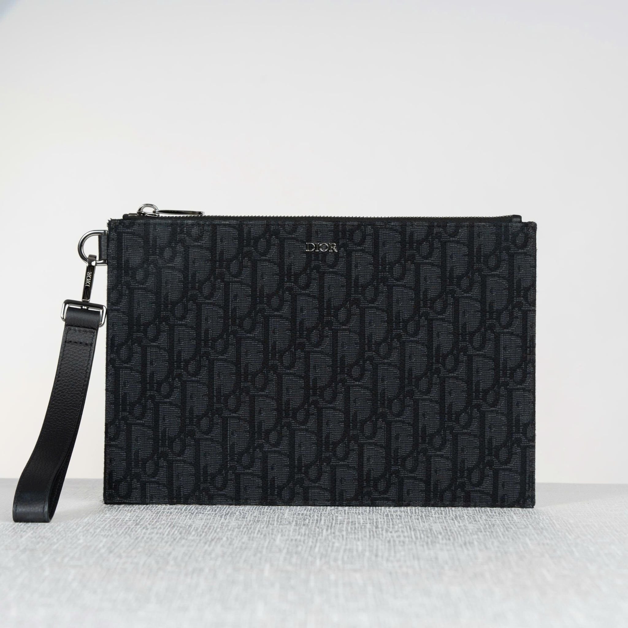 Clutch Christian Dior Oblique Jacquard size 26