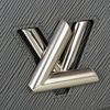 Túi Louis Vuitton Twist MM Epi Etain Metallic Grey size 23