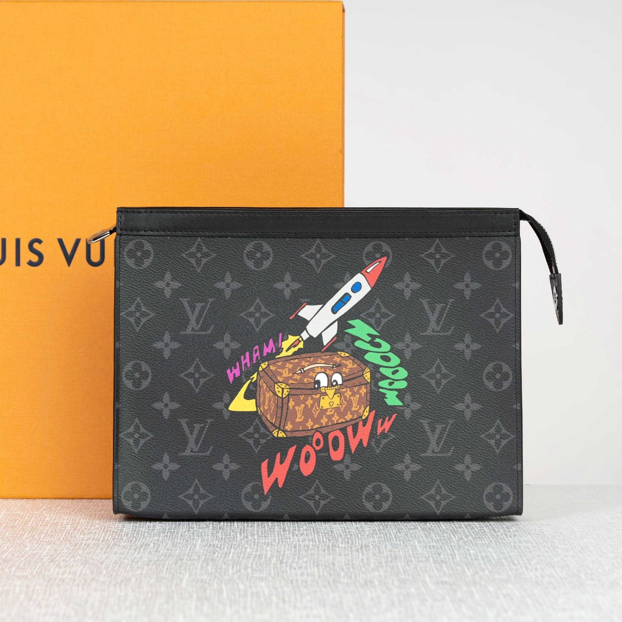 Clutch Louis Vuitton Voyage Space Age Monogram Elipse (Limited)