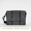 Túi đeo Louis Vuitton Soft Trunk  Monogram Eclipse (Đen) size 24 (NEW SS)