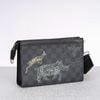 Túi đeo Louis Vuitton Gaston Wearable Wild Animals (Limited Edition) size 22