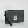 Clutch Louis Vuitton Belaia Noir Taiga size 25