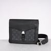 Túi đeo Louis Vuitton Taigarama Eclipse Messenger (Đen)