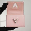 Túi Louis Vuitton Twist Whipstitch Heart MM Rose Ballerine