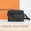 Túi đeo Louis Vuitton Soft Trunk Monogram Eclipse