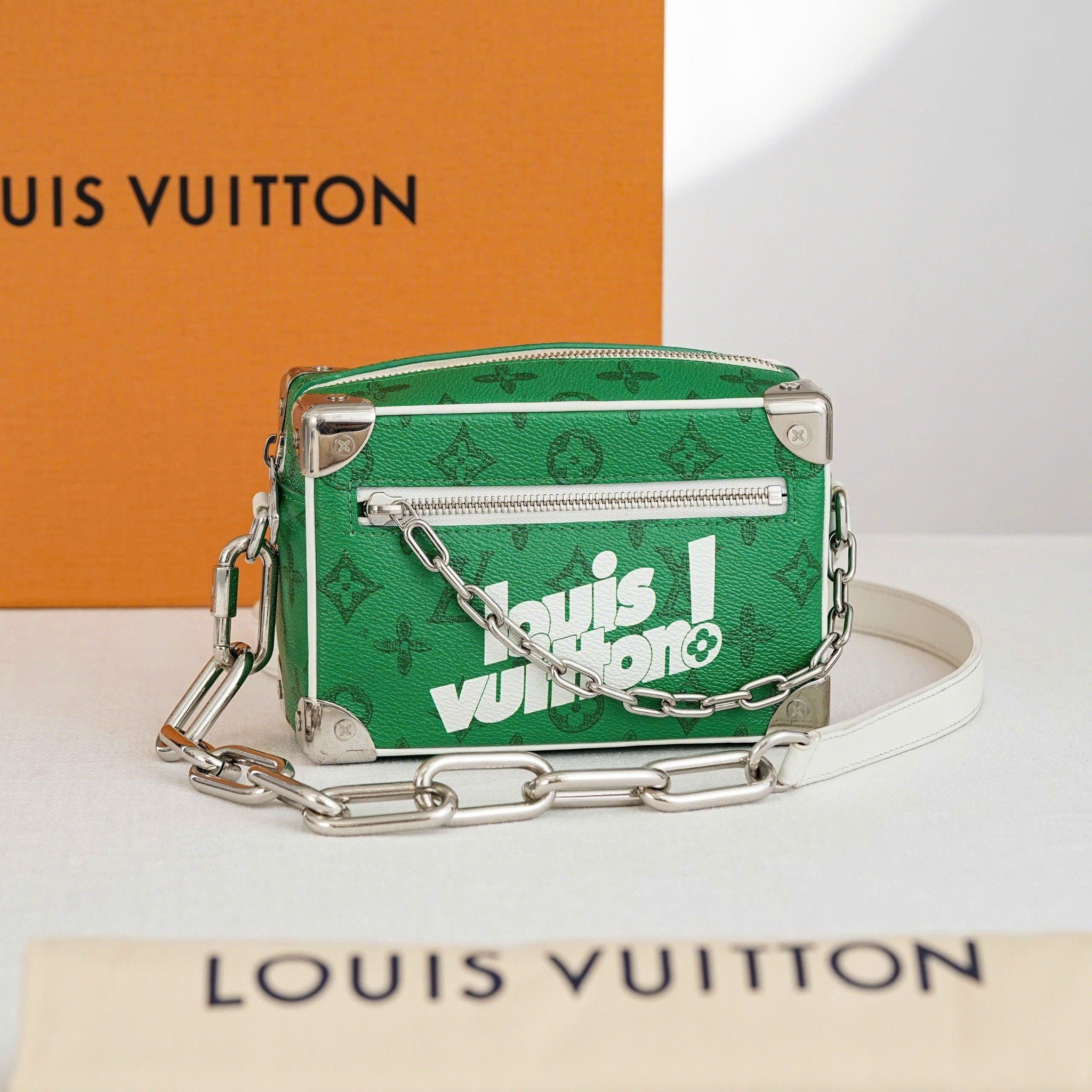 Túi đeo Louis Vuitton Soft Trunk Everyday LV size 18