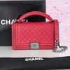 Túi đeo Chanel Boy Top Handle Red Calfskin Medium