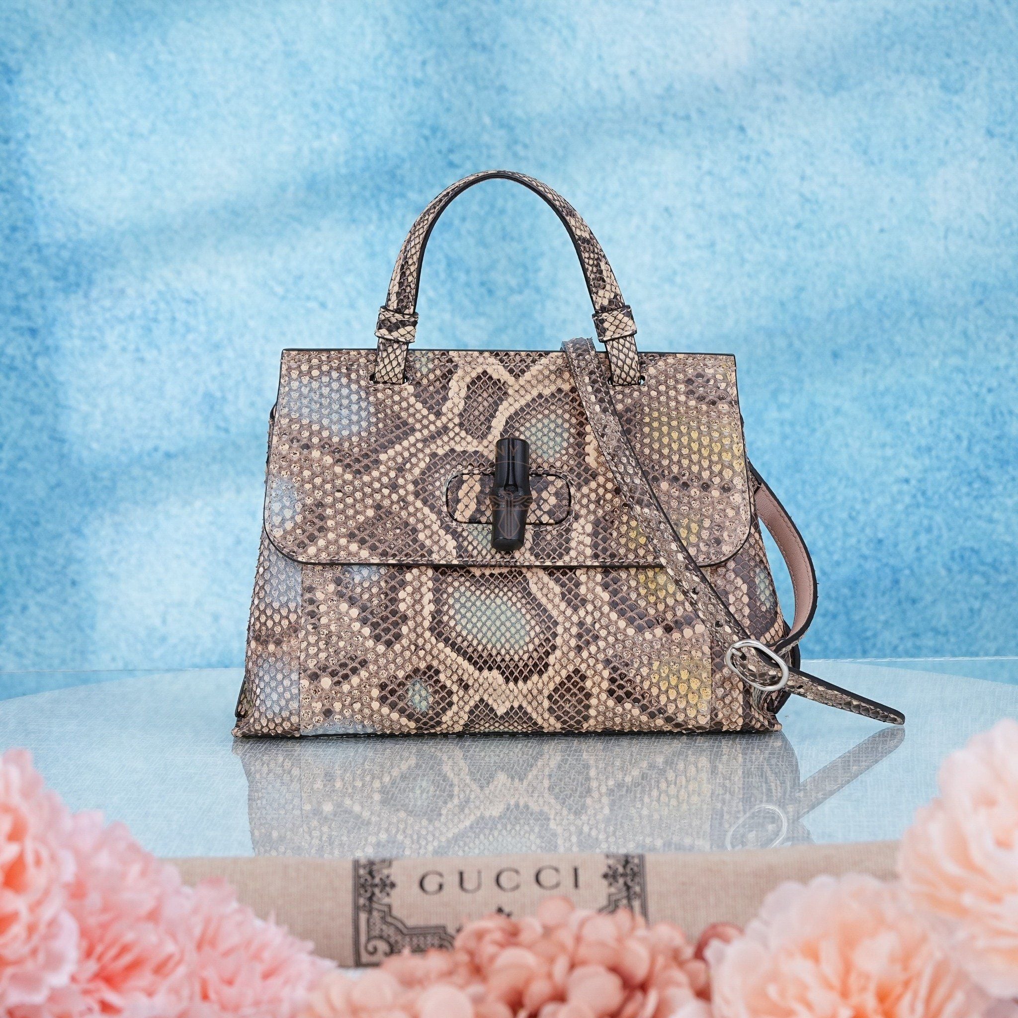 Túi Gucci Python Bamboo Daily Top Handle size 25