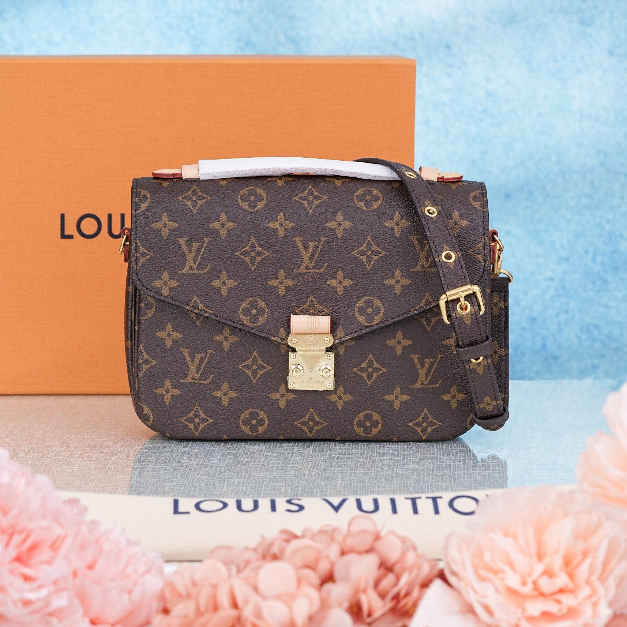 Túi đeo chéo Louis Vuitton Pochette Métis S-Lock Monogram Ebene