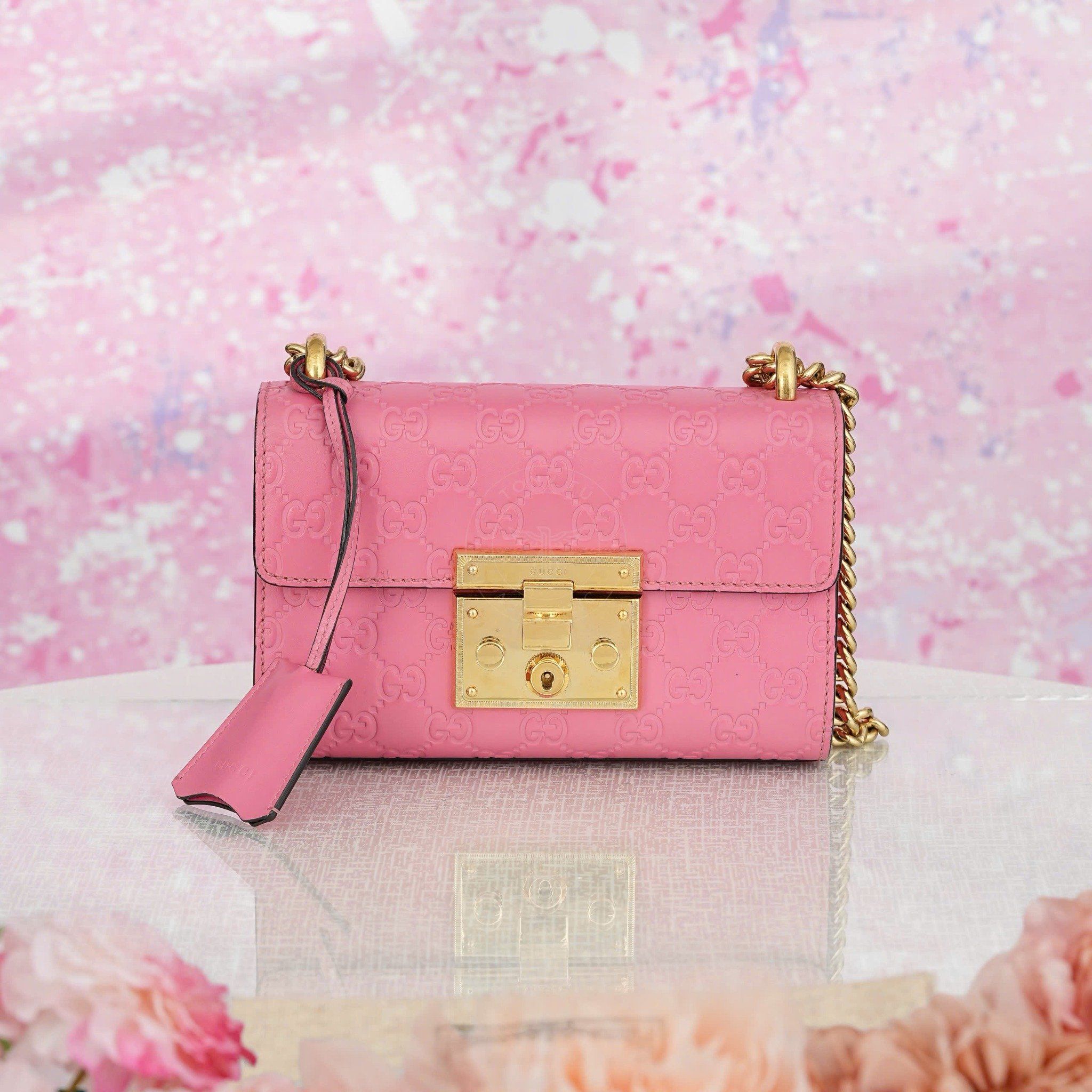 Túi đeo Gucci Padlock Guccissima Calfskin in Pink