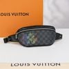 Túi đeo Louis Vuitton Rainbow Bumbag Damier Graphite