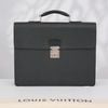 Cặp tài liệu Louis Vuitton Neo Robusto Noir Taiga Size 40