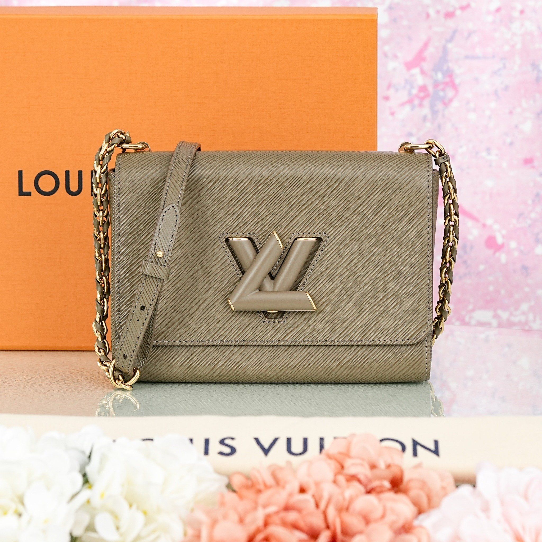 Túi Louis Vuitton Twist MM Epi Matte Smokey Brown Gold