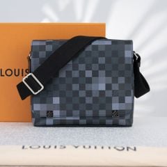 Túi đeo Louis Vuitton District PM Damier Graphite Pixel Gray
