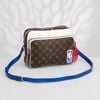 Túi đeo Louis Vuitton x NBA LV Bag Brown Nil Messenger Monogram size 27 (Limited Edition)
