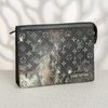 Clutch Louis Vuitton Voyage MM Monogram Galaxy (Limited)