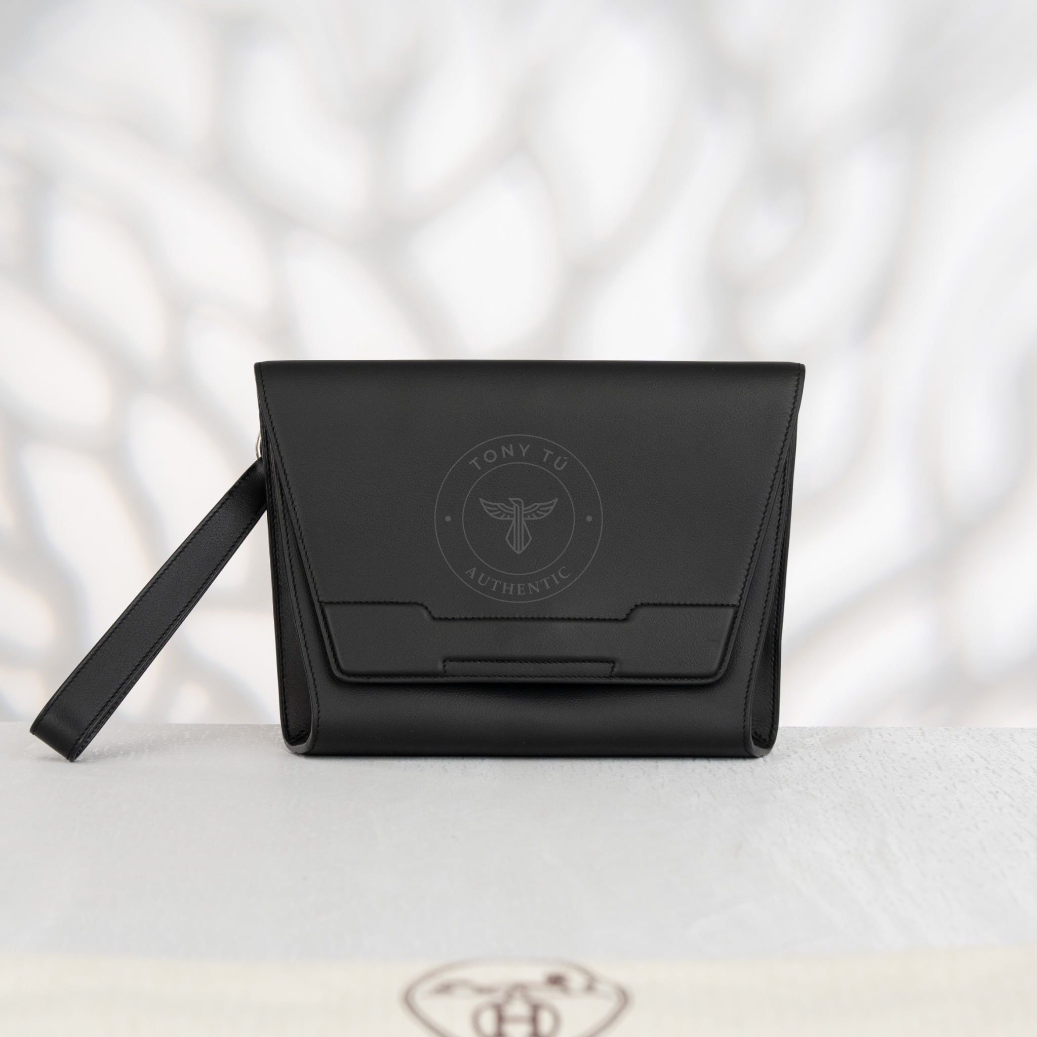 Clutch Hermès Novapolis Swift Black Noir size 24