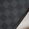 Clutch/ Ví Louis Vuitton Zippy XL Damier Graphite