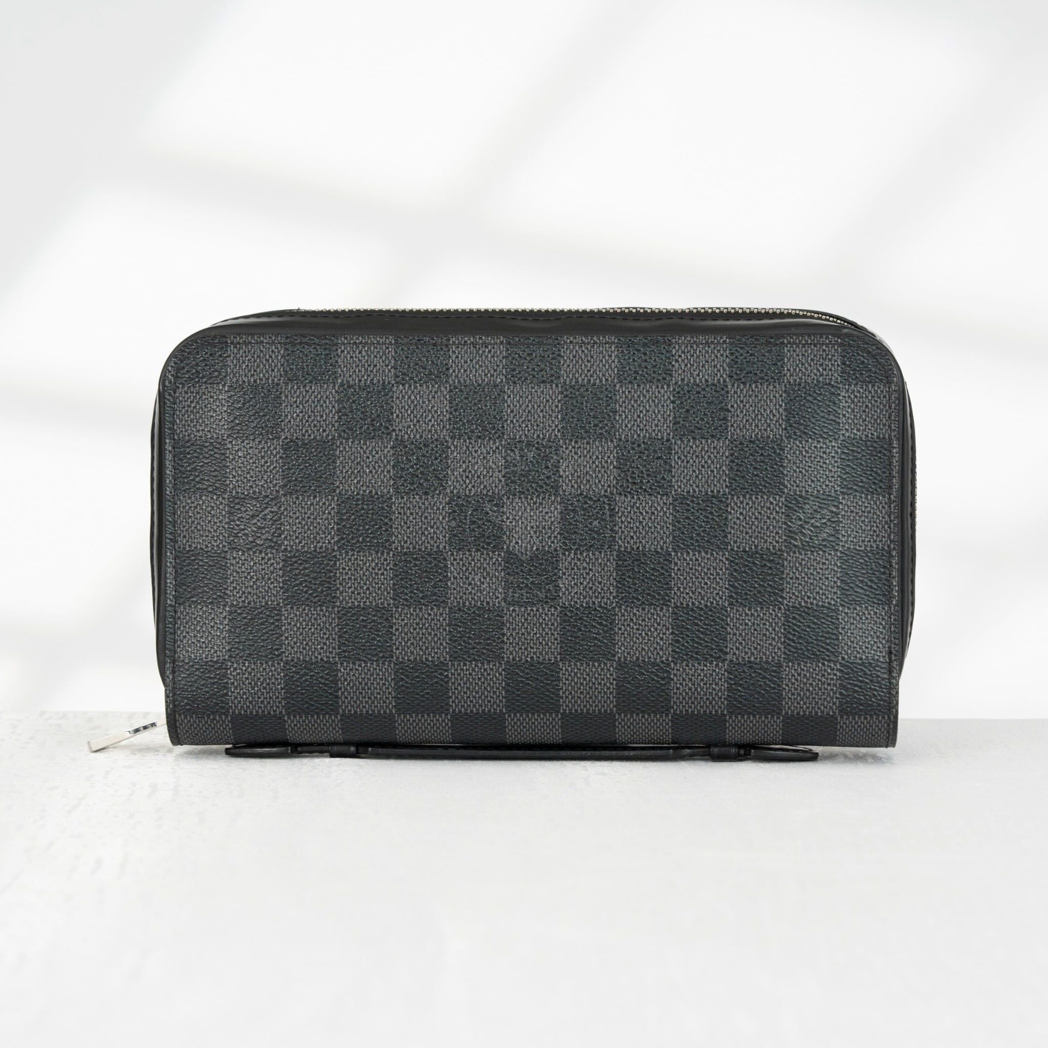Clutch/ Ví Louis Vuitton Zippy XL Damier Graphite