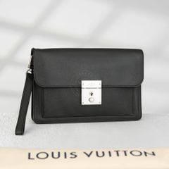 Clutch Louis Vuitton Belaia Noir Epi Size 24
