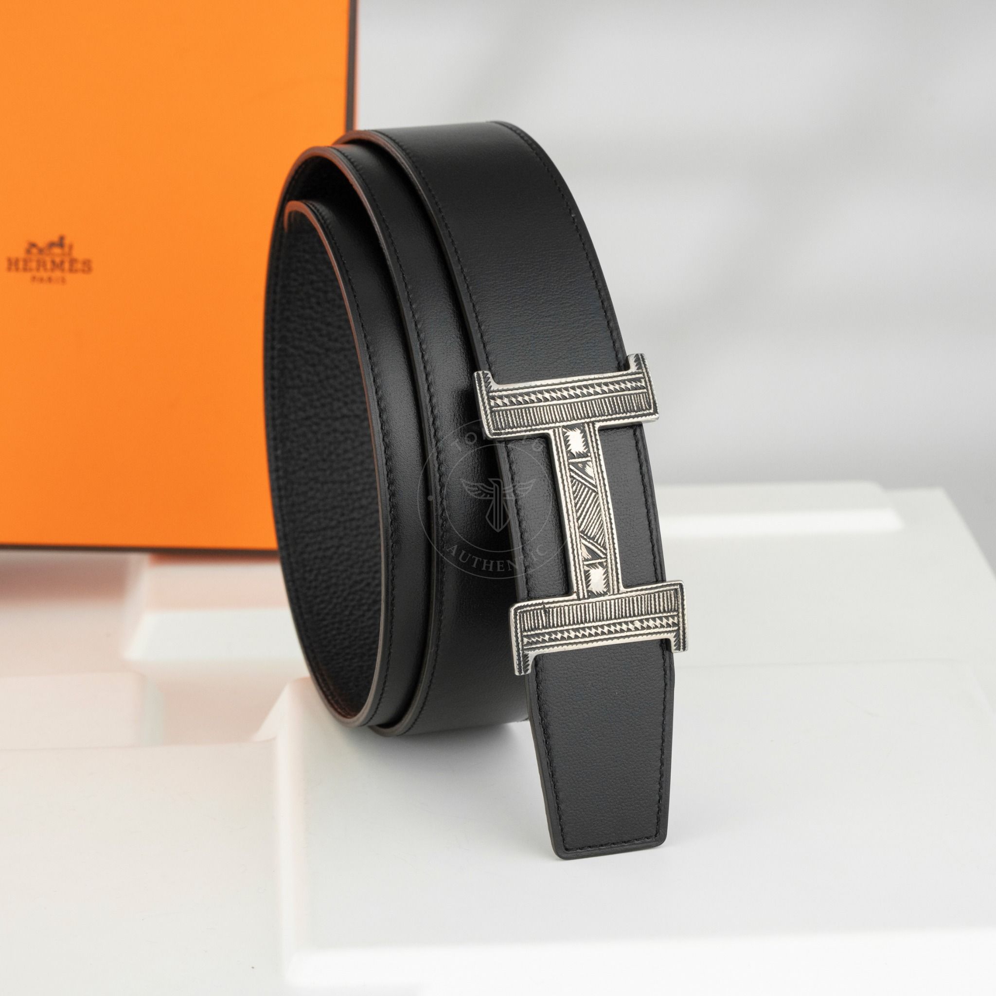 Thắt lưng Hermès H Touareg Silver Reversible Box Calf/Togo size 105