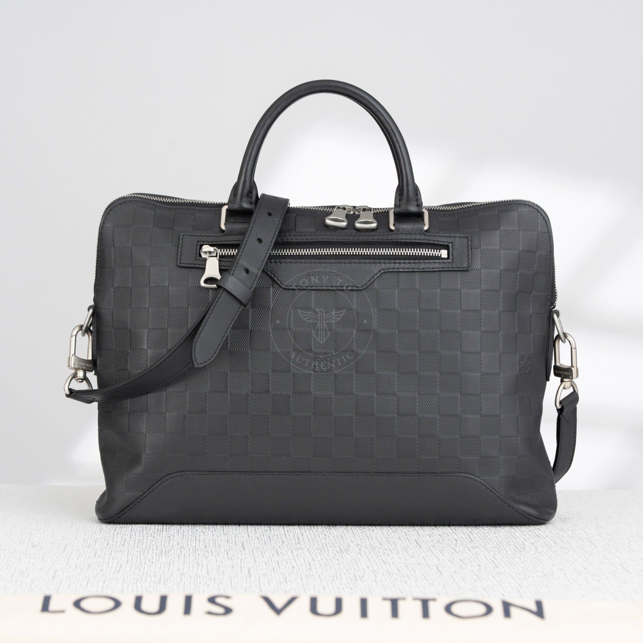 Cặp tài liệu Louis Vuitton Avenue Soft Damier Infini Size 38