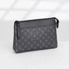 Clutch Louis Vuitton Souple Voyage Monogram Eclipse