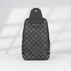 Túi đeo Louis Vuitton Avenue Sling Onyx Infini size 30
