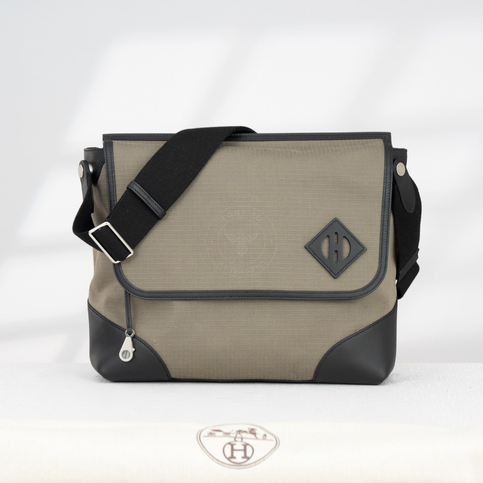 Túi Hermès Allback Boxcalf/Canvas (Đen/Xám lá) size 30