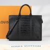 Túi đeo Louis Vuitton Sac Plat 24H Crocodile size 38 (New Season)