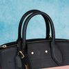 Túi đeo Louis Vuitton City Steamer (Đen/Hồng) Size 26