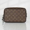 Clutch Louis Vuitton Kasai Monogram Size 24