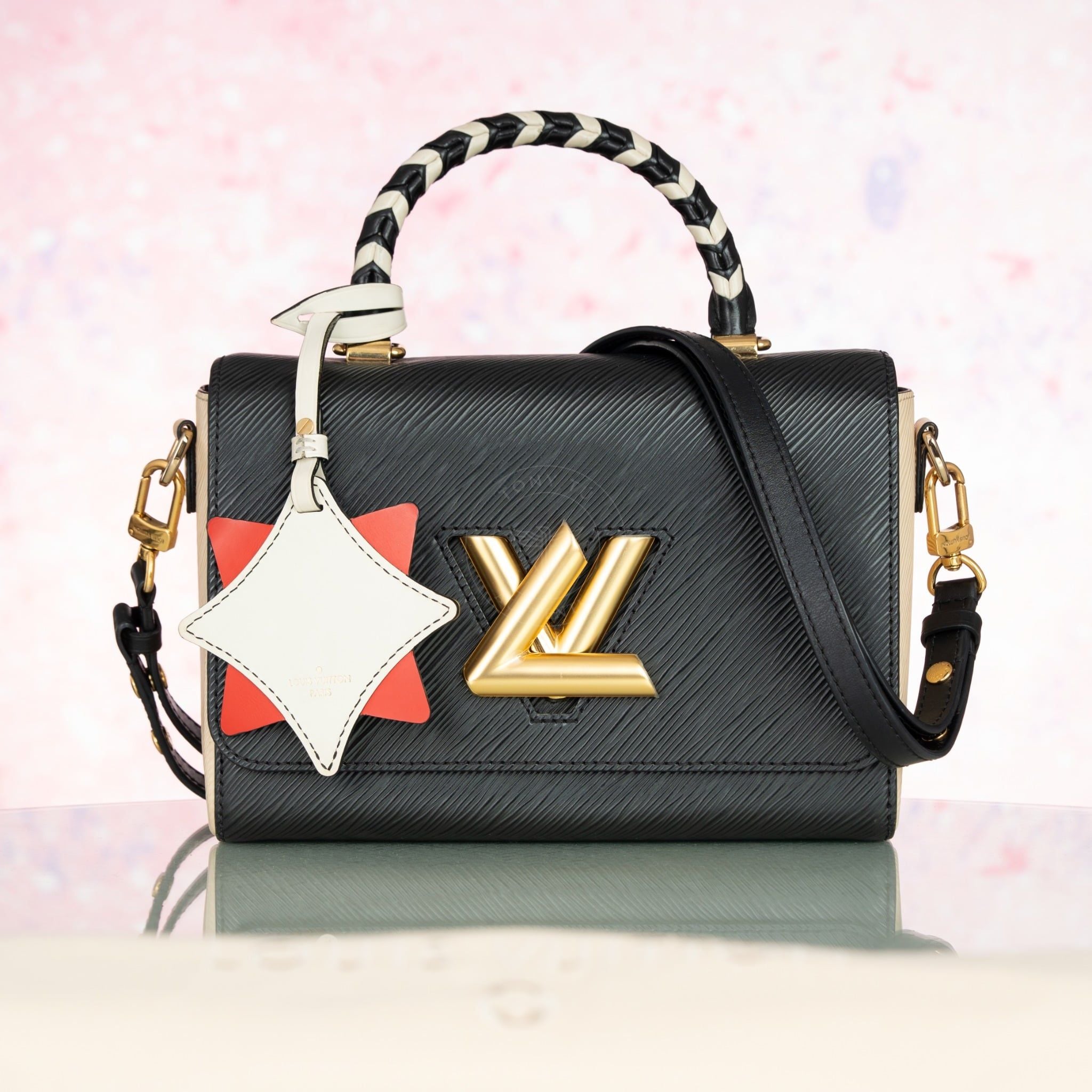 Túi Louis Vuitton Twist 