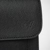 Clutch Louis Vuitton Belaia Noir Taiga