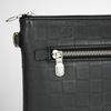 Clutch Louis Vuitton Takeoff Infini Pouch size 28 (Code Chip)