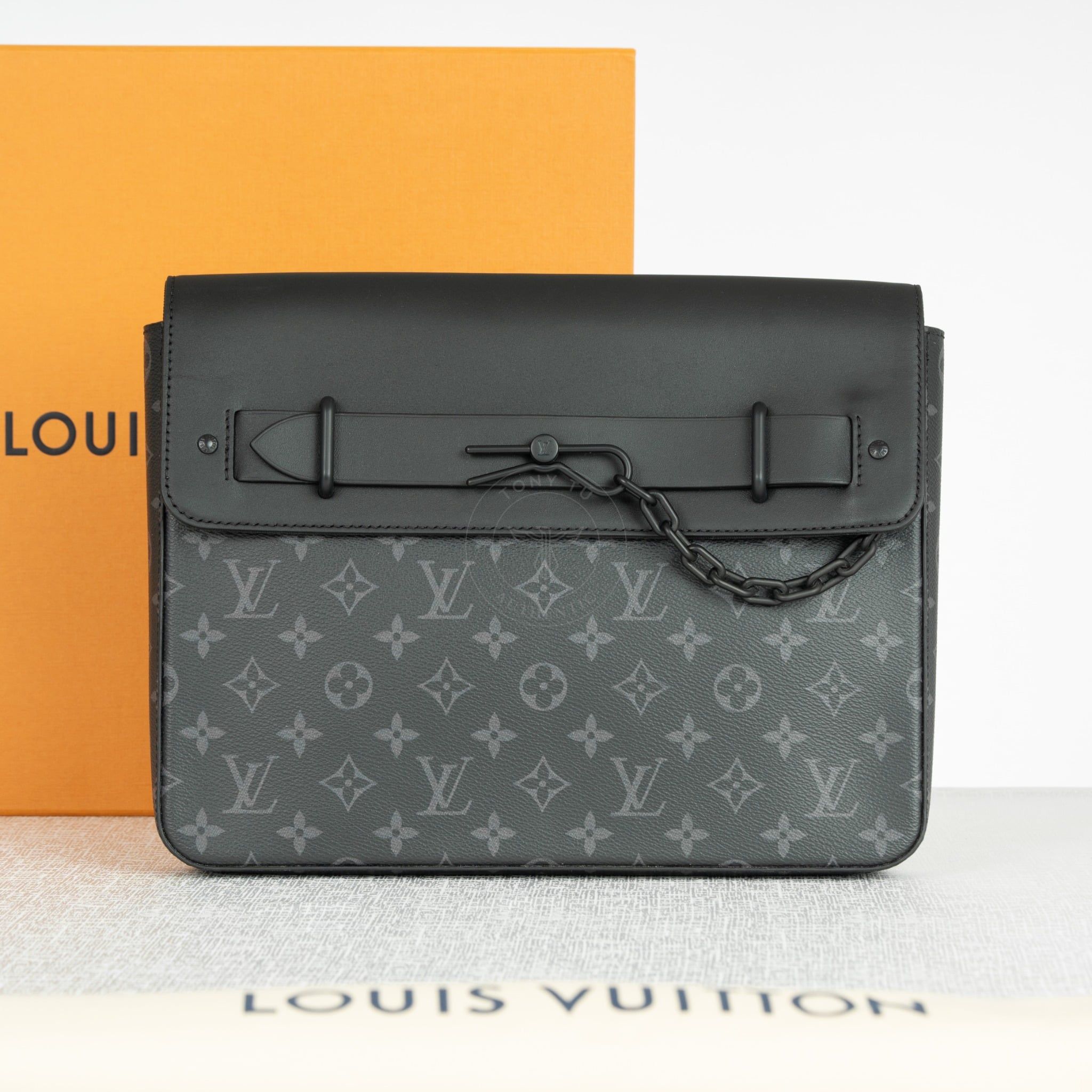 Túi tài liệu Louis Vuitton Pochette Steamer Monogram Eclipse Size 32