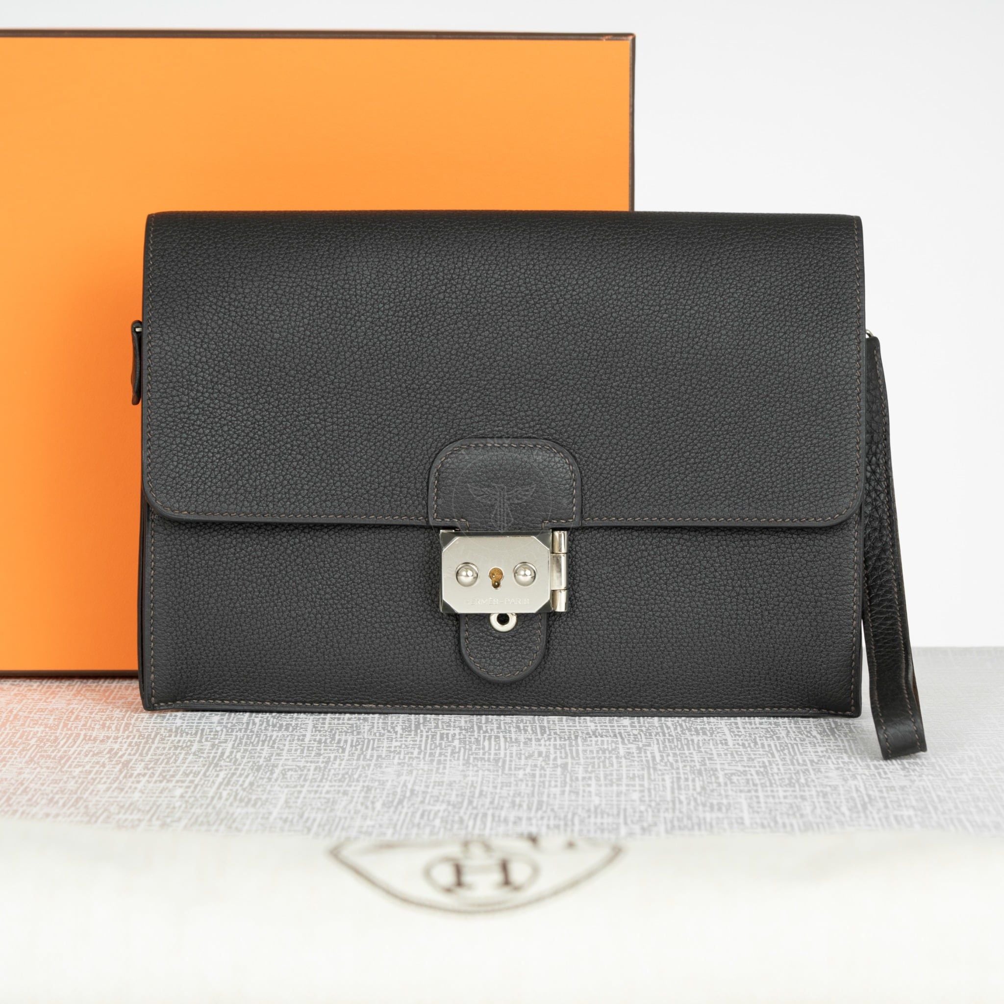 Clutch Hermès Sac à Dépêches Noir Togo size 24