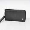 Ví Zippy Louis Vuitton Dragonne Wristlet Noir Taiga size 19